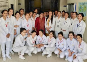nursing-college-himachal-student